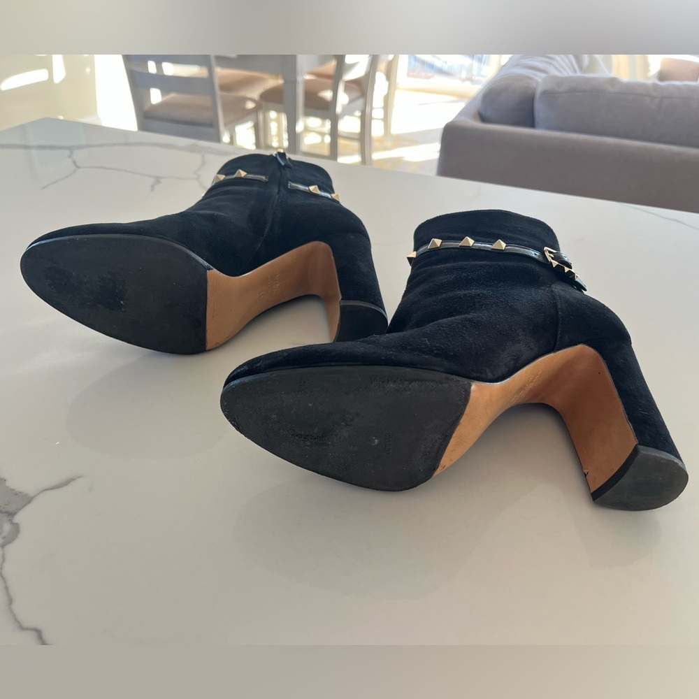 Valentino Garavani - Rockstud Black Suede Ankle Booties in Box - 39 / US 8.5 - Picture 6 of 12